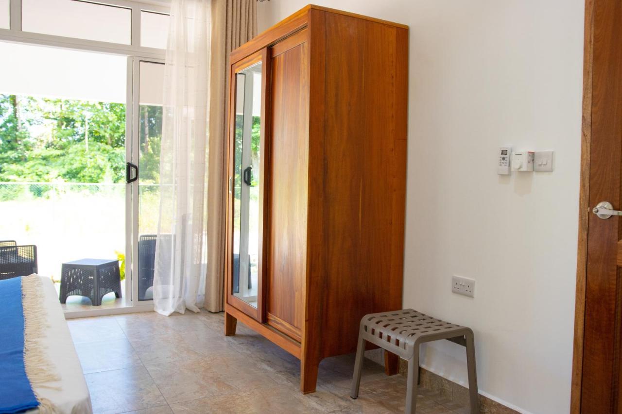 Macmillan'S Holiday Villas Grand Anse  Kültér fotó