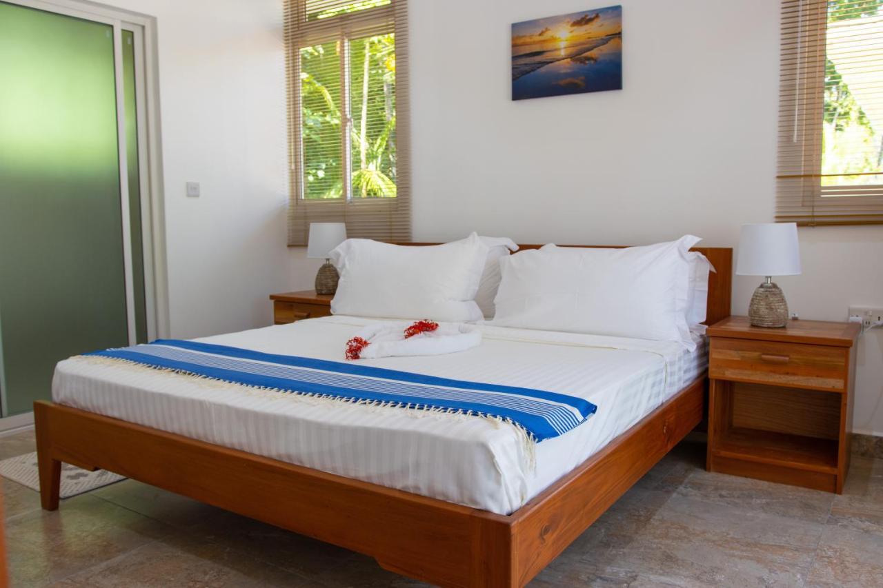 Macmillan'S Holiday Villas Grand Anse  Kültér fotó